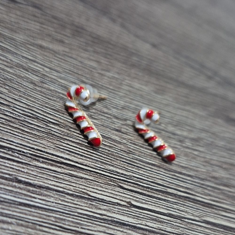 Striped Candy Cane Christmas Stud Earrings | Red and White Enamel Gold Tone